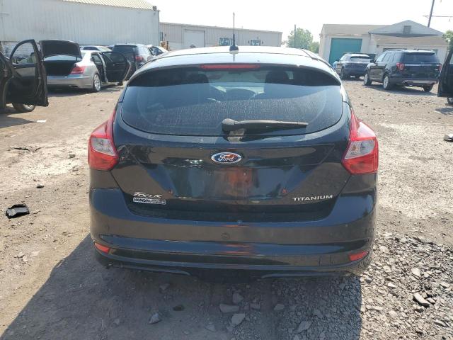  FORD FOCUS 2014 Черный