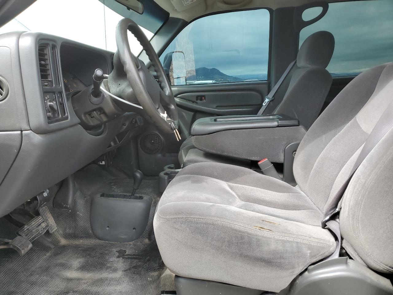 2004 GMC Sierra K2500 Heavy Duty VIN: 1GTHK23U94F226158 Lot: 61895825