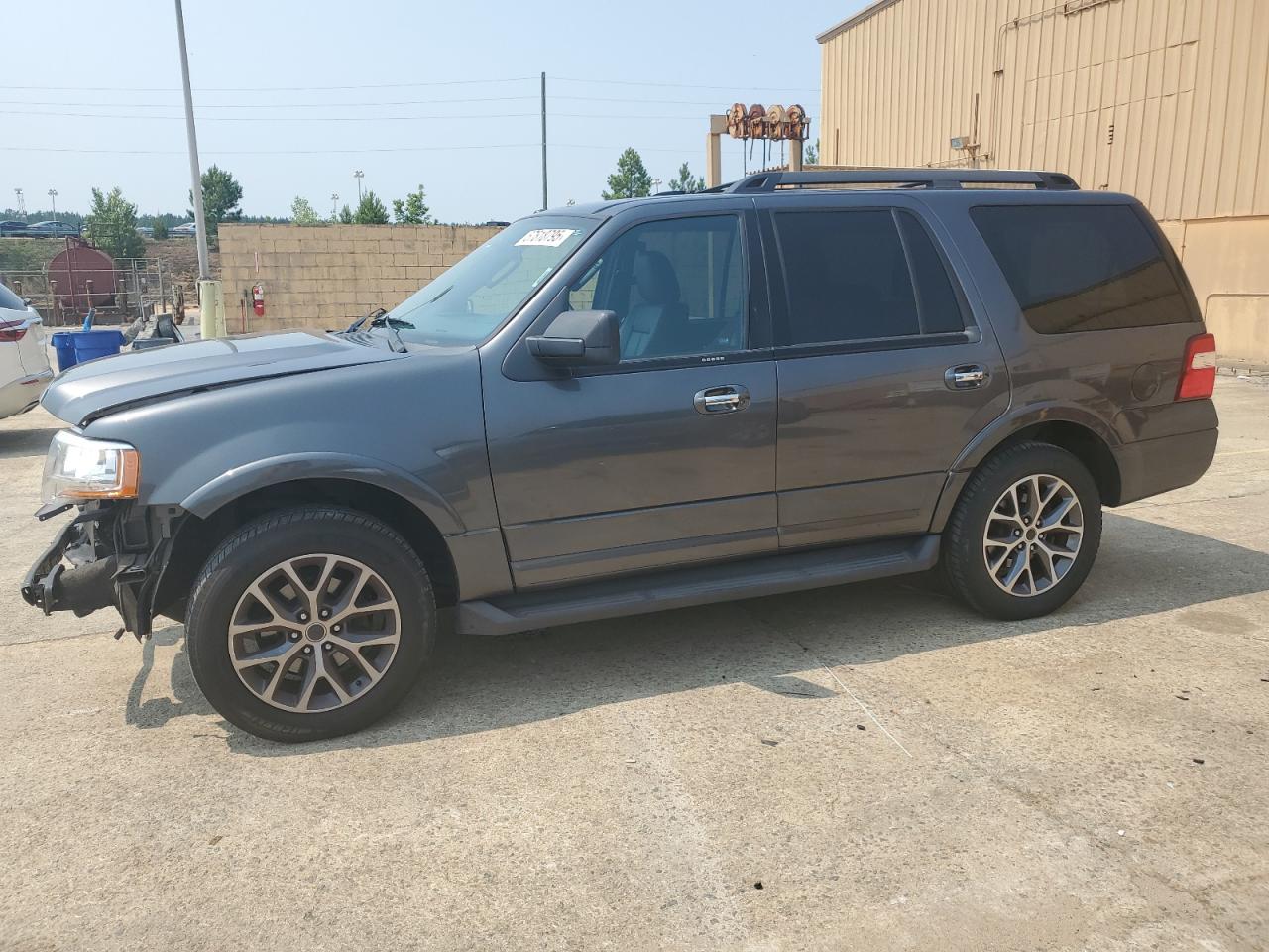 2015 Ford Expedition Xlt for Sale in Gaston, SC - Front End