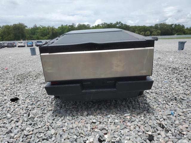  TESLA CYBERTRUCK 2024 Silver