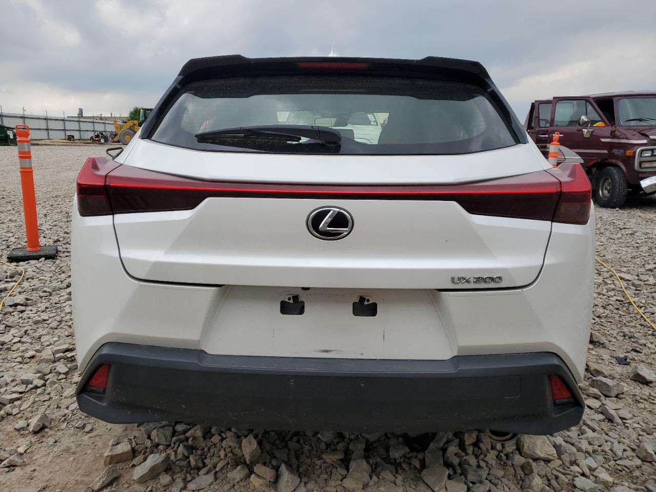 2019 Lexus Ux 200 VIN: JTHY3JBH5K2011827 Lot: 60701205