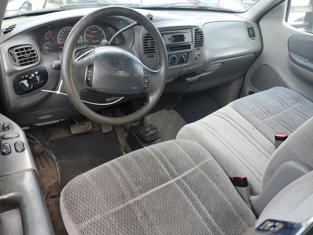1999 Ford F150 VIN: 1FTRX18L1XKB84628 Lot: 63050765