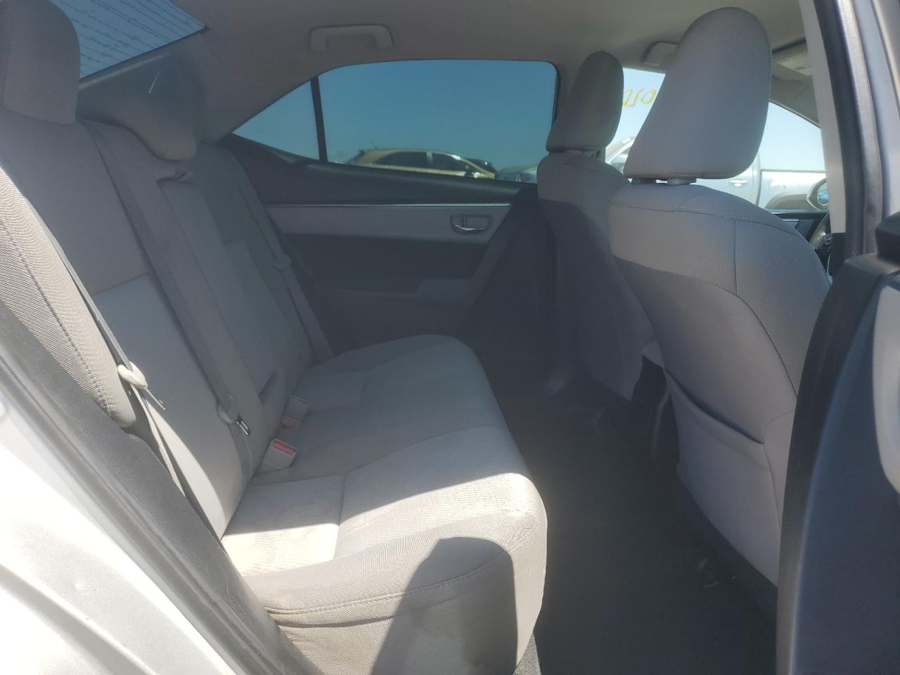 2016 Toyota Corolla L VIN: 5YFBURHE3GP470461 Lot: 63080175