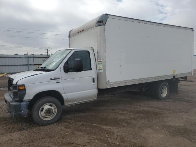 2015 Ford Econoline E350 Super Duty Cutaway Van  