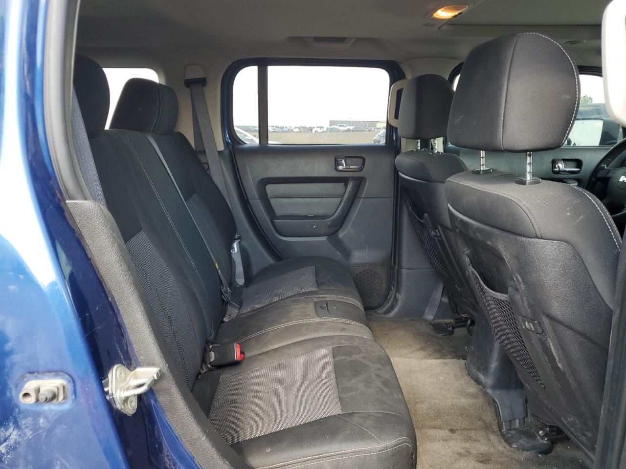 2006 Hummer H3 - Image 11