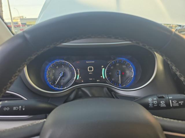  CHRYSLER PACIFICA 2022 Biały