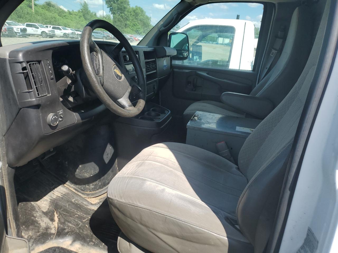 CHEVROLET EXPRESS 2013 VIN 1GCWGFCA0D1138523 zdjęcie 7
