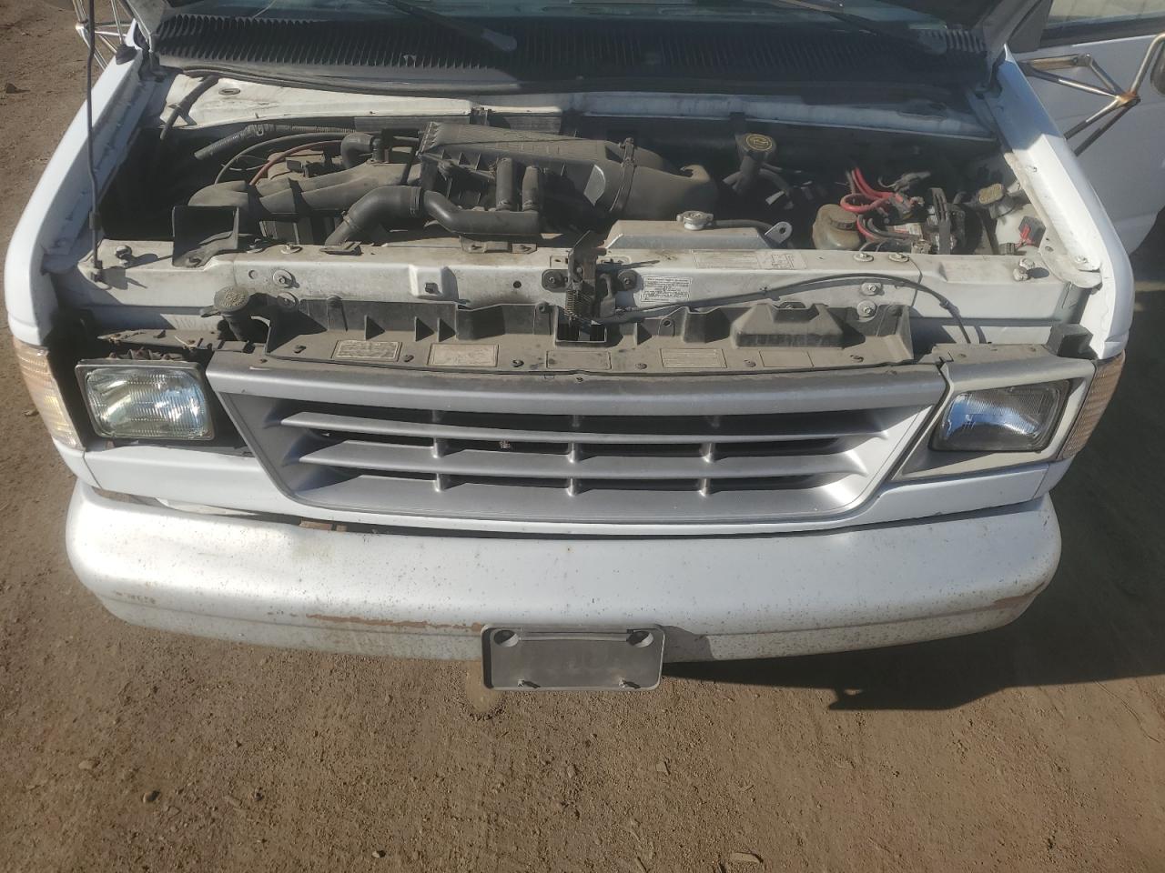 1995 Ford Econoline E350 Cutaway Van VIN: 1FDKE37G5SHA90194 Lot: 61681975