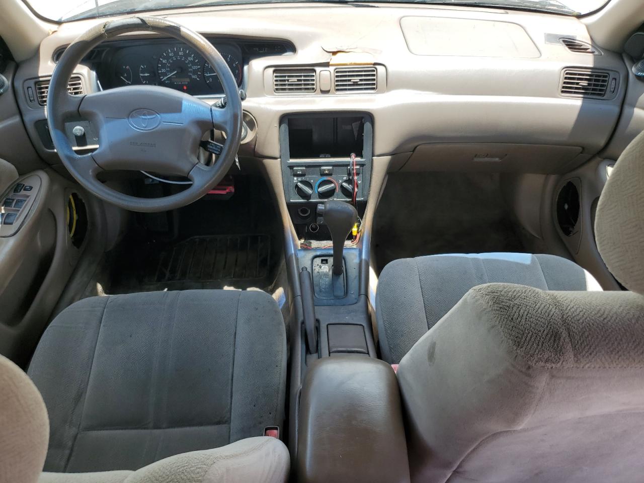 2000 Toyota Camry Ce VIN: 4T1BG22K5YU689760 Lot: 62493545