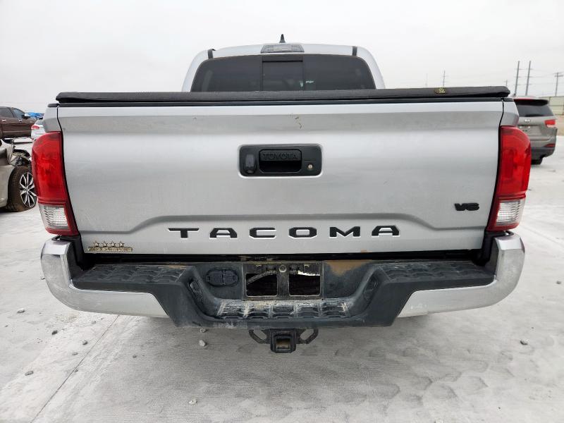  TOYOTA TACOMA 2023 Сріблястий