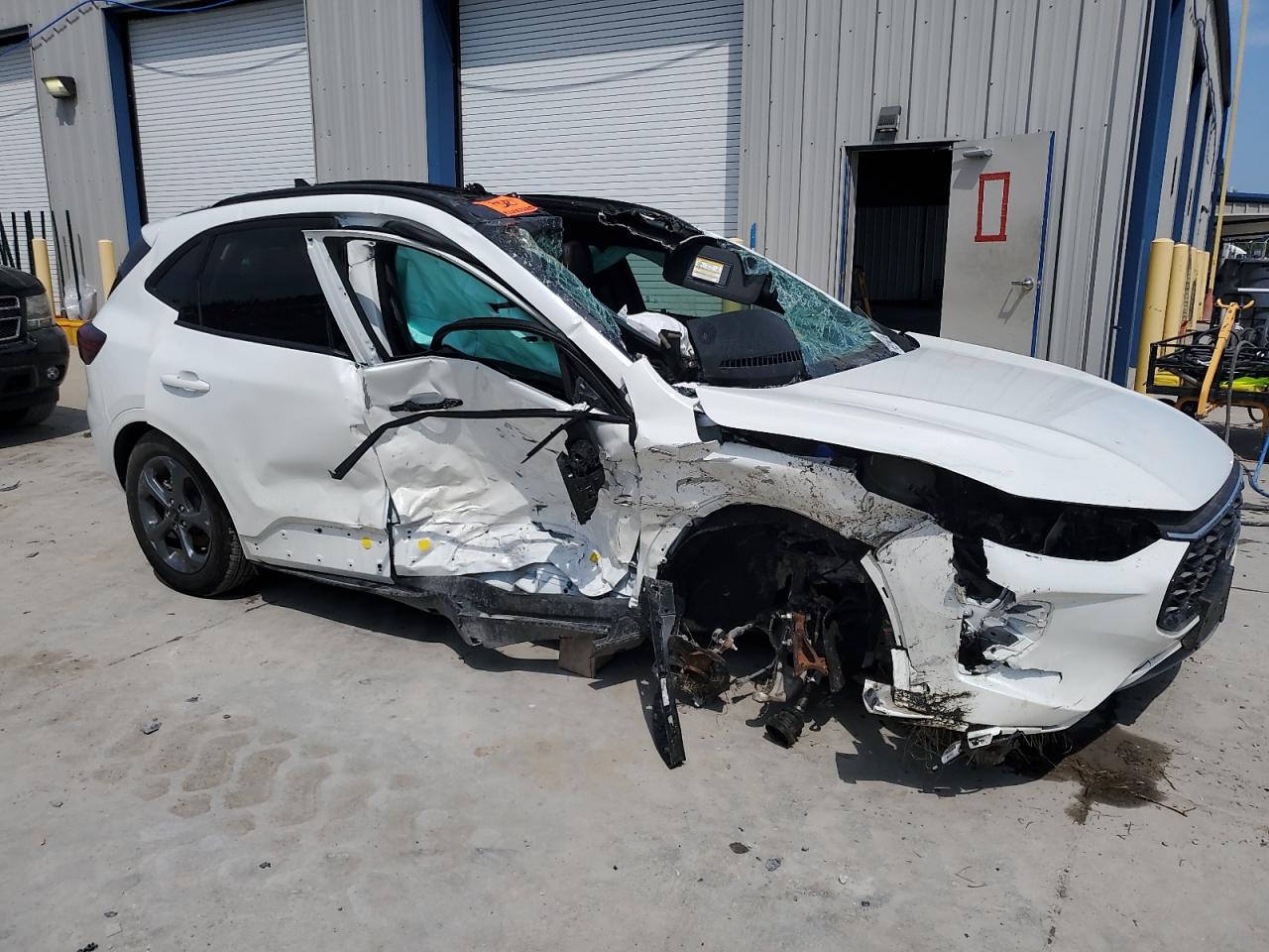 FORD ESCAPE ST 2024 VIN 1FMCU0MN4RUB60942 фото 4