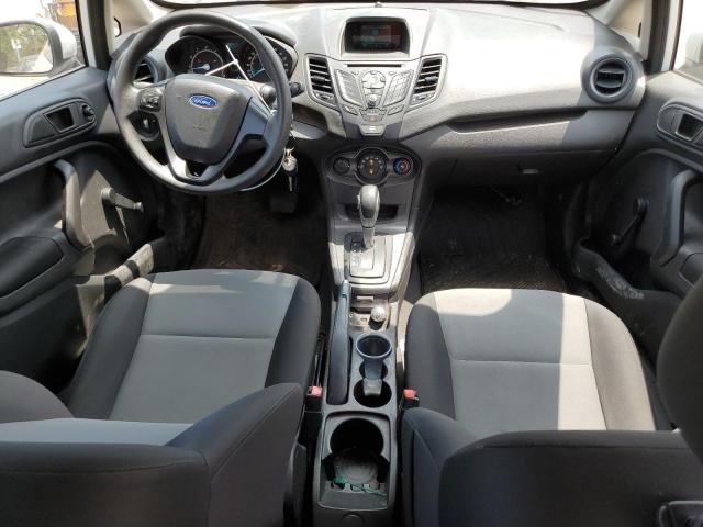 Sedans FORD FIESTA 2016 Biały