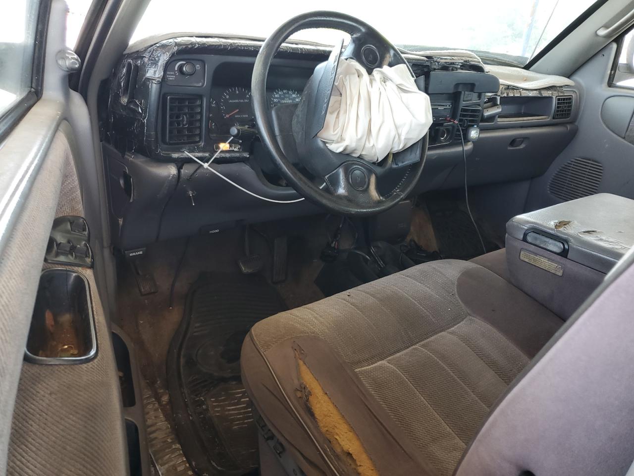 1997 Dodge Ram 1500 VIN: 3B7HF13Y5VG729834 Lot: 62050055