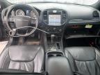 2014 Chrysler 300C Varvatos zu verkaufen in Woodhaven, MI - Rear End