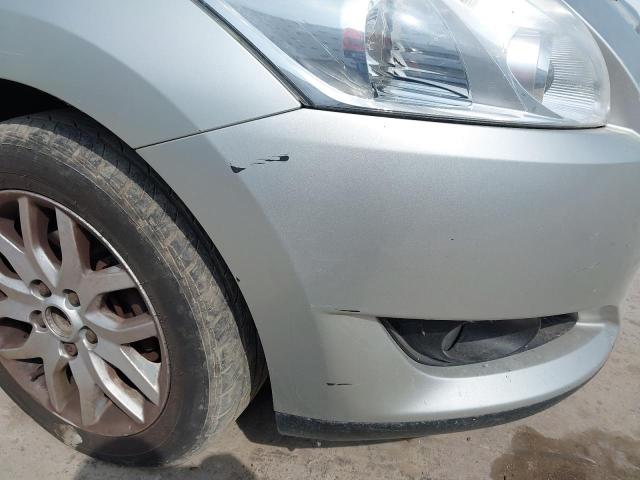2008 TOYOTA AURIS TR V