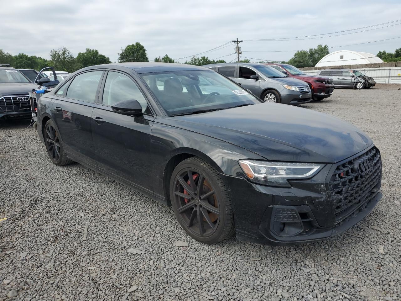 AUDI S8 2023 VIN WAULSAF89PN006786 zdjęcie 4