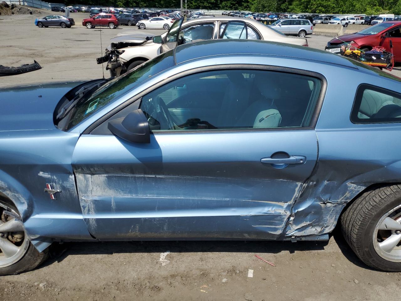 2007 Ford Mustang VIN: 1ZVHT80N275327594 Lot: 58373975