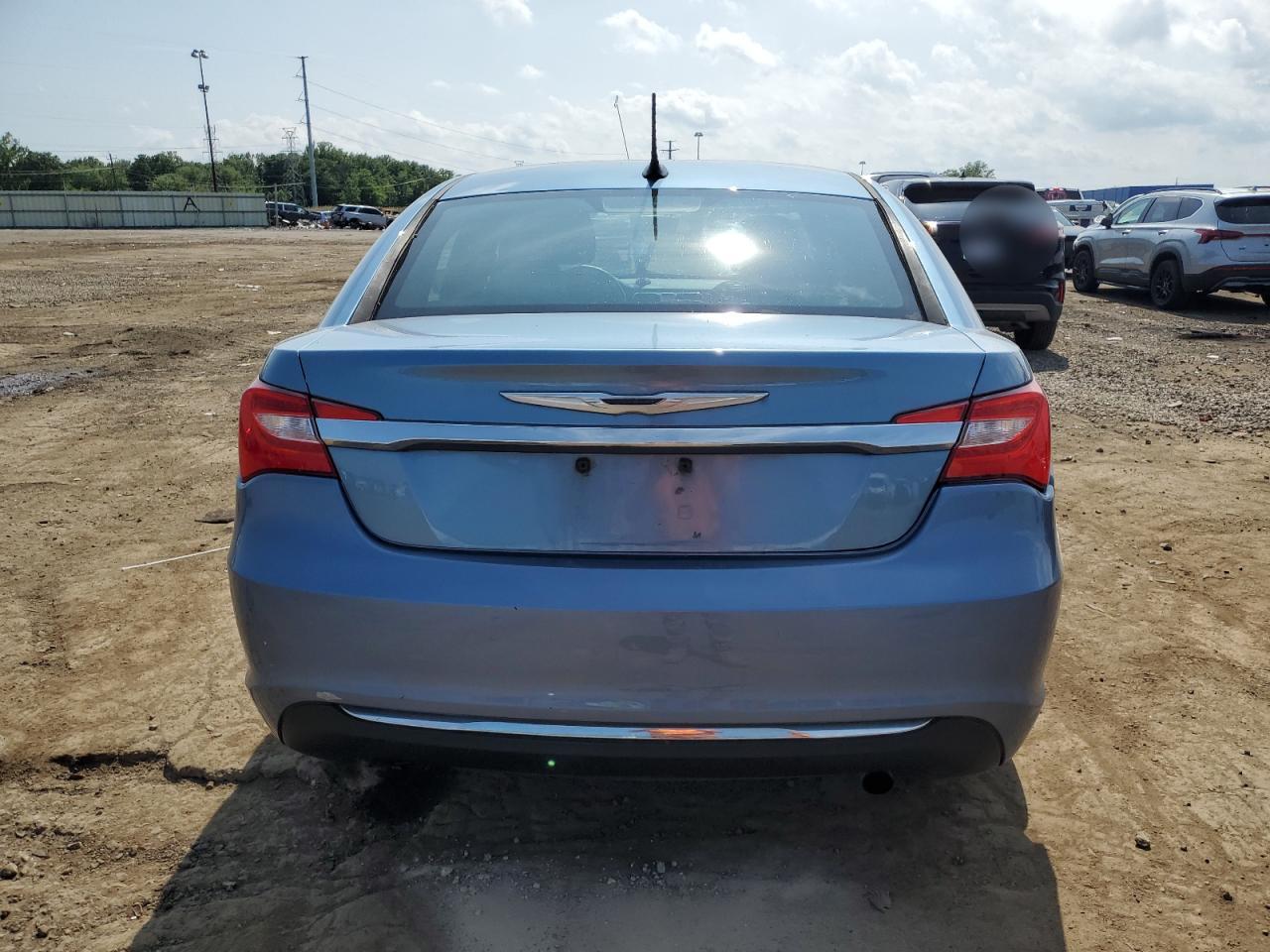 2011 Chrysler 200 Touring VIN: 1C3BC1FB4BN532425 Lot: 61344435