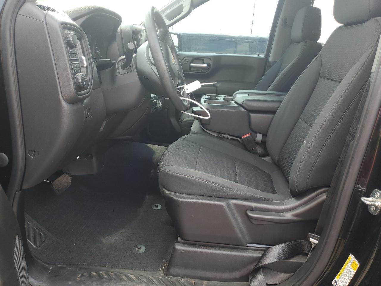 2021 Chevrolet Silverado K1500 Custom VIN: 3GCPYBEK4MG142527 Lot: 60066375