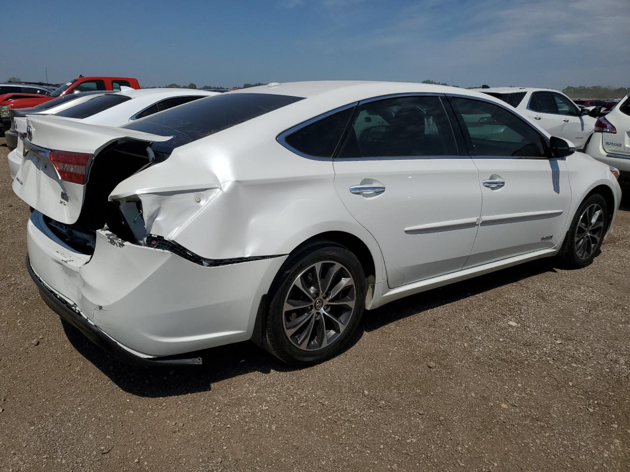 4T1BD1EB2HU058947 TOYOTA AVALON 2017