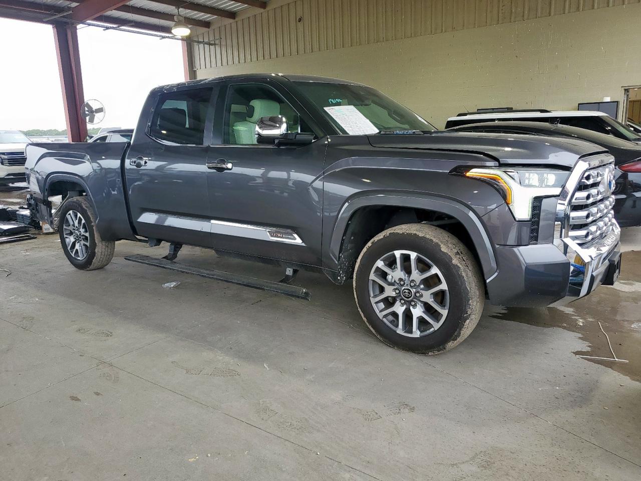 2024 Toyota Tundra Crewmax Platinum VIN: 5TFMC5EC2RX004631 Lot: 59924285