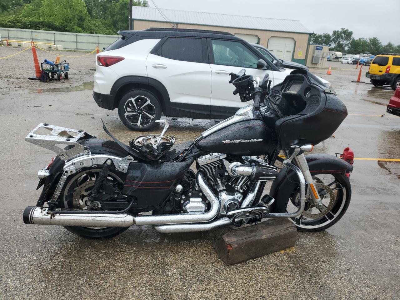 2015 Harley-Davidson Fltrxs Road Glide Special for Sale in Pekin, IL - All Over