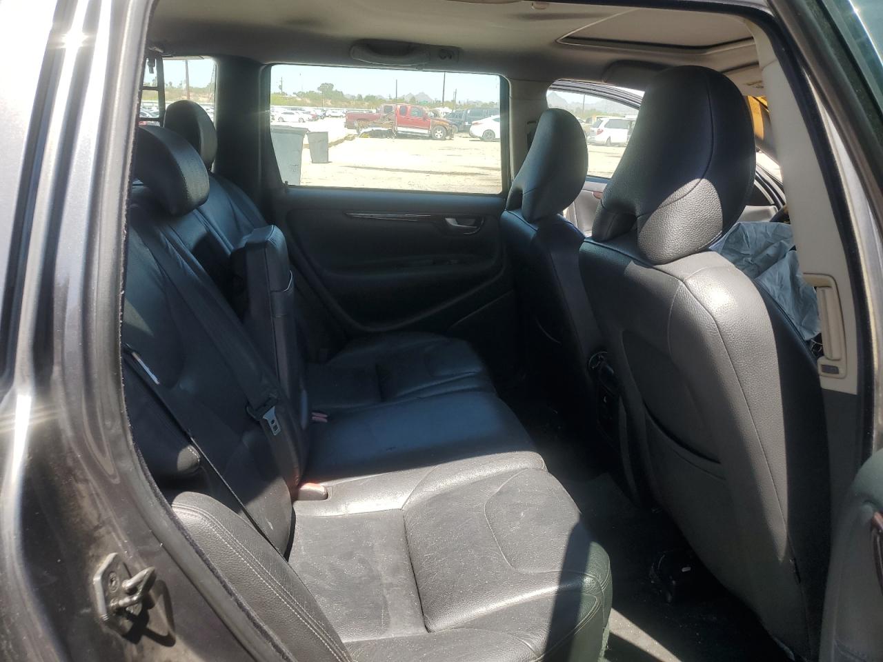 2007 Volvo V70 2.5T VIN: YV1SW592372660423 Lot: 61274705