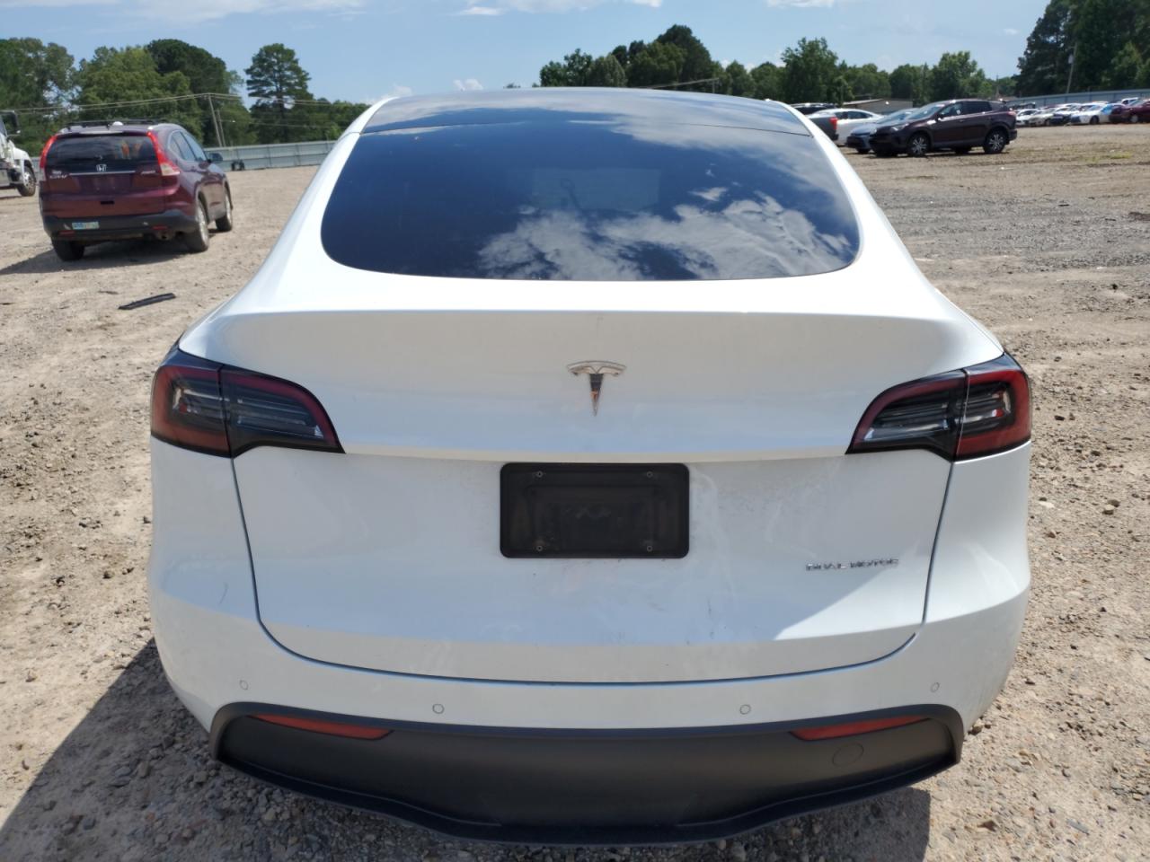 2022 Tesla Model Y VIN: 7SAYGAEE1NF520115 Lot: 63104885