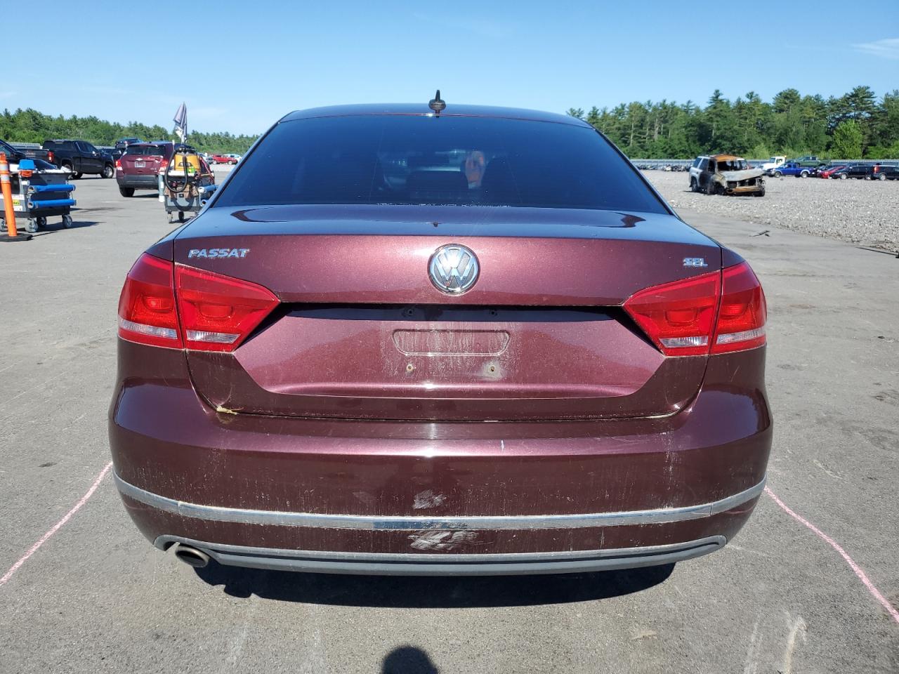 2012 Volkswagen Passat Sel VIN: 1VWCH7A32CC025358 Lot: 61030495