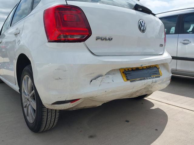 2015 VOLKSWAGEN POLO SE