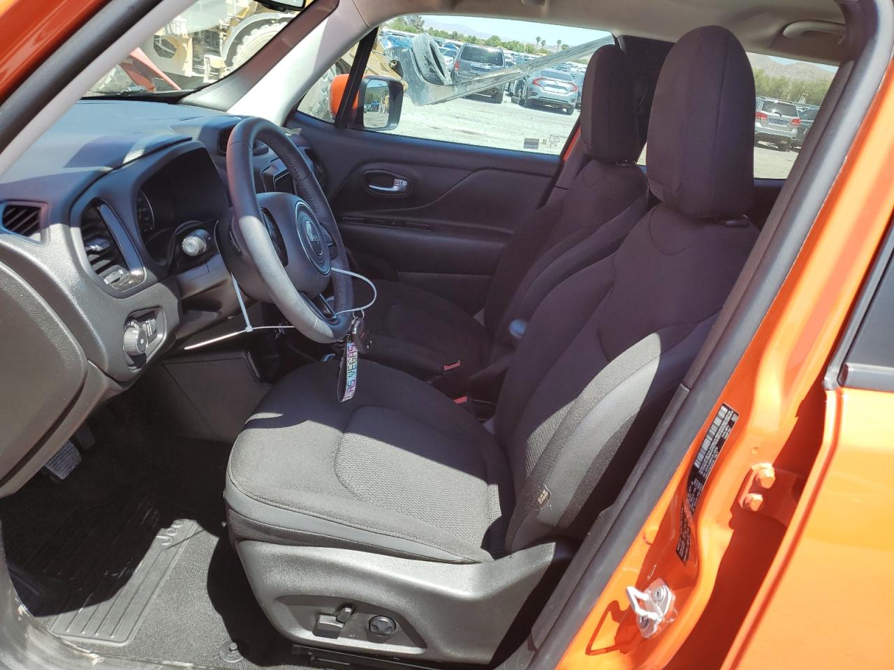 2020 Jeep Renegade Latitude VIN: ZACNJABB0LPL10538 Lot: 61232655