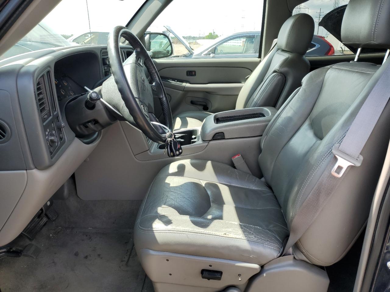 2005 GMC Yukon VIN: 1GKEC13T65J239194 Lot: 62904615