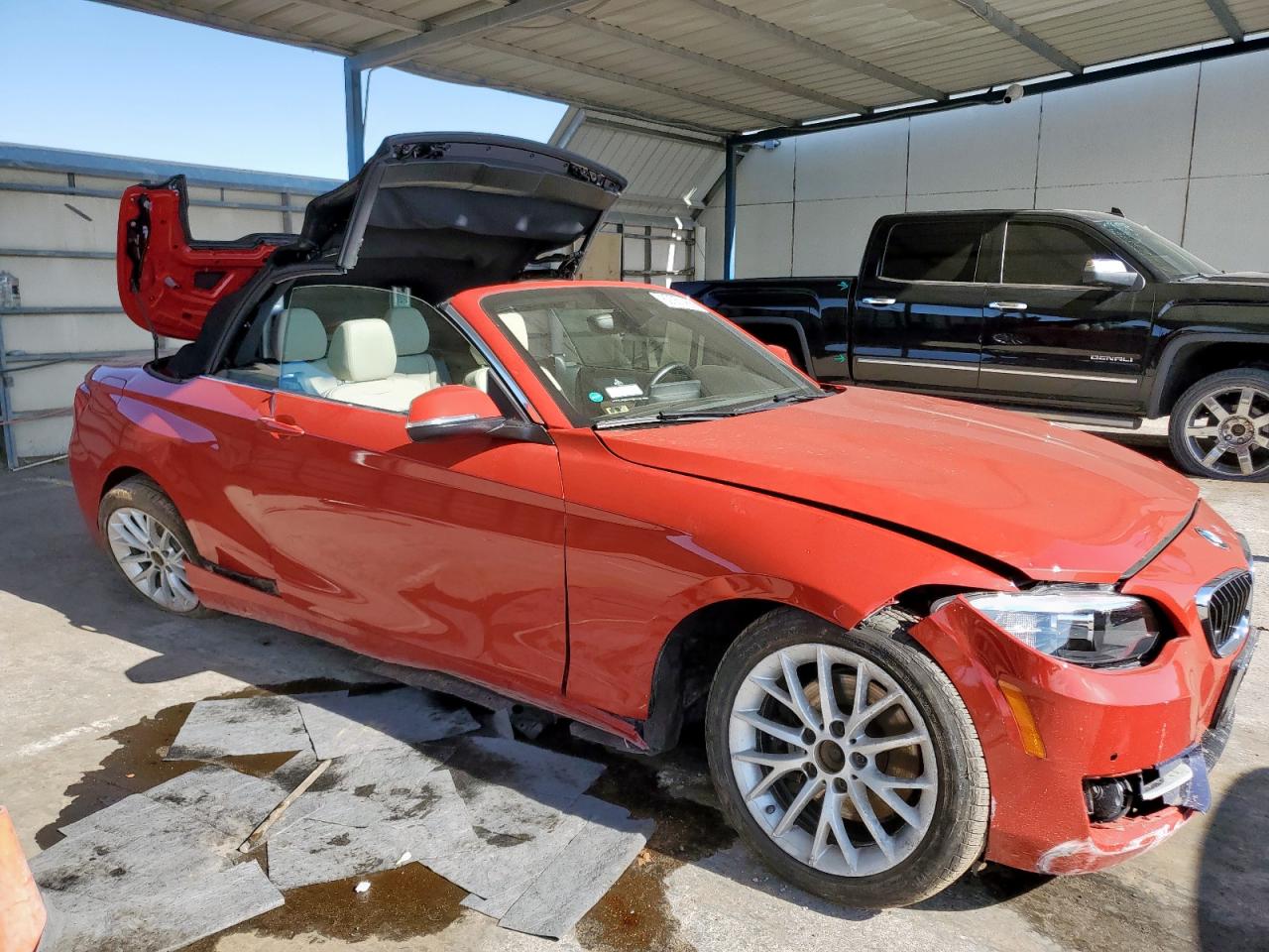 Фото: WBA1K9C56GV322033