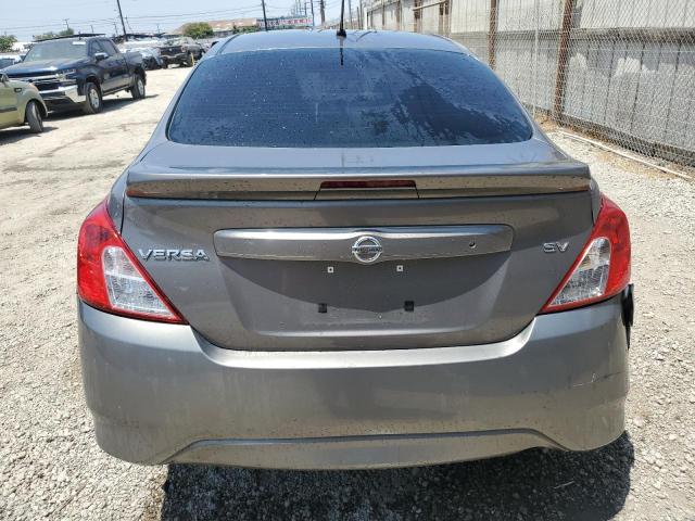  NISSAN VERSA 2017 Gray