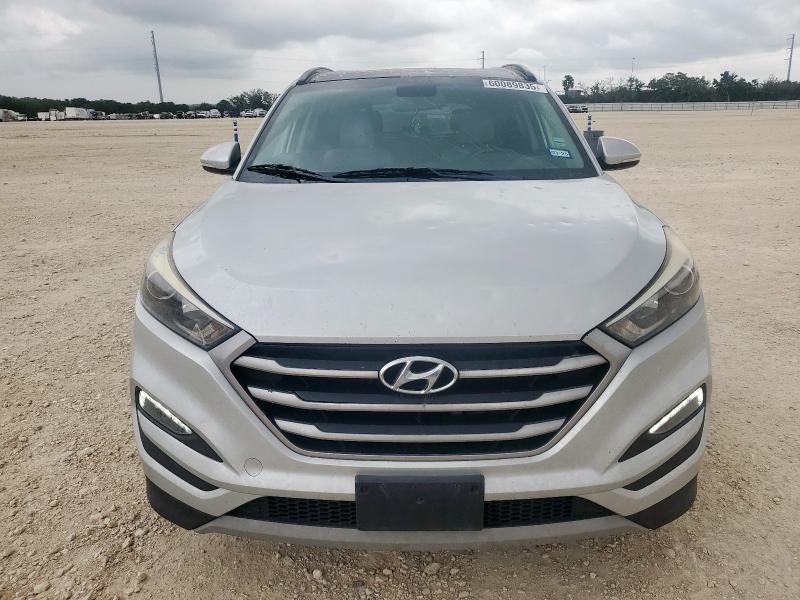  HYUNDAI TUCSON 2018 Silver