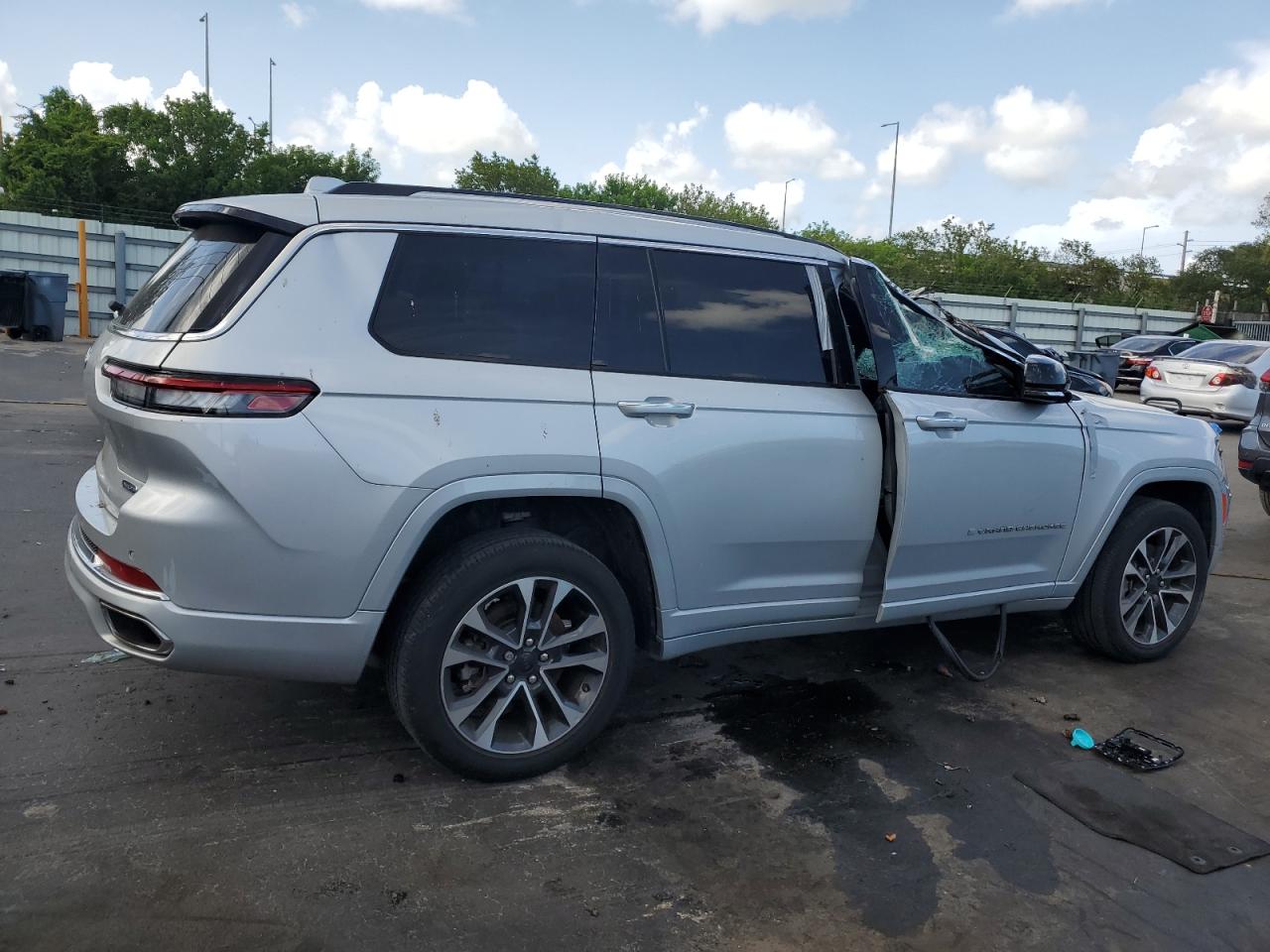 2022 Jeep Grand Cherokee L Overland VIN: 1C4RJJDG1N8548129 Lot: 61969055