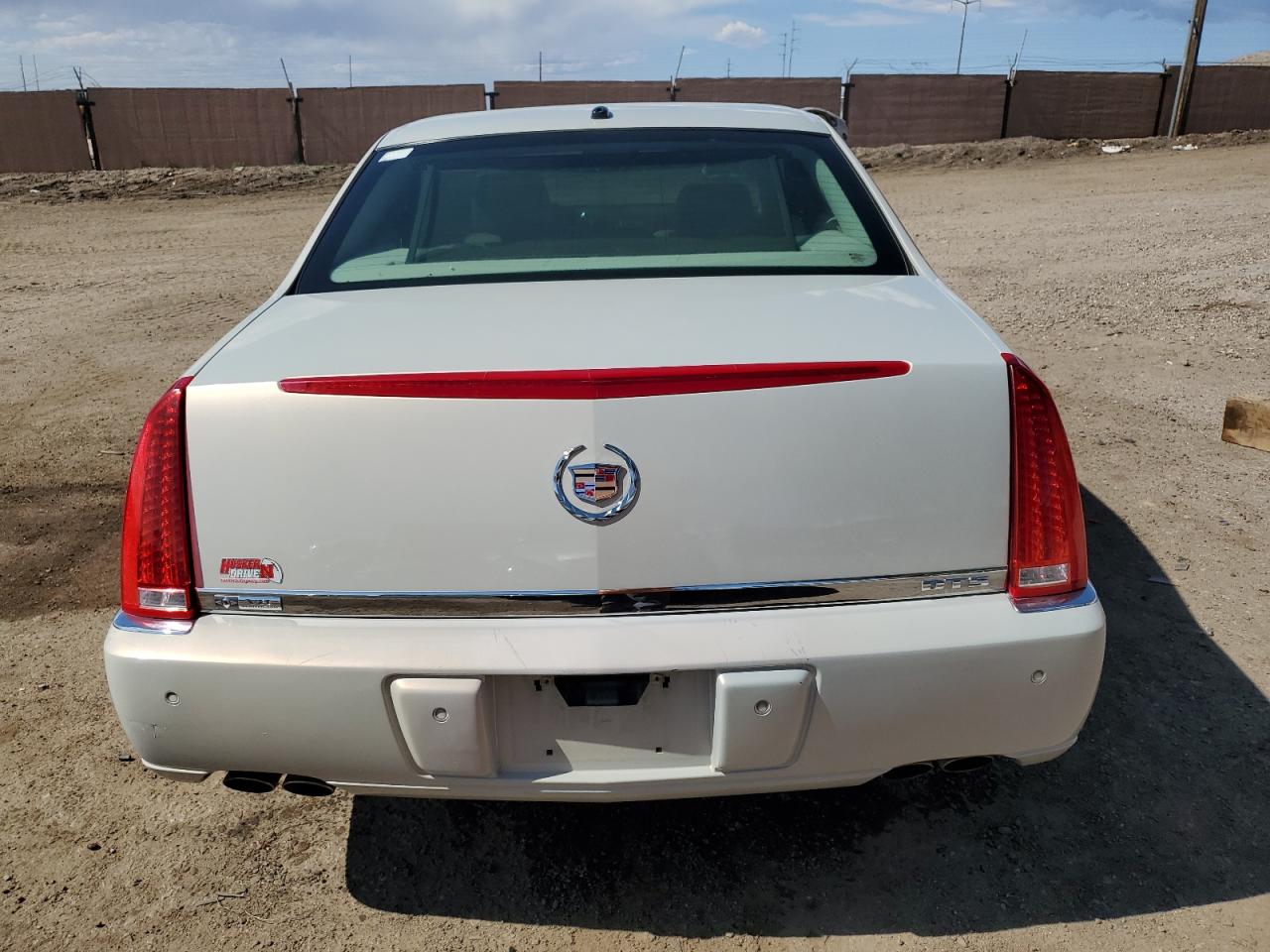2007 Cadillac Dts VIN: 1G6KD57Y17U206858 Lot: 61795315