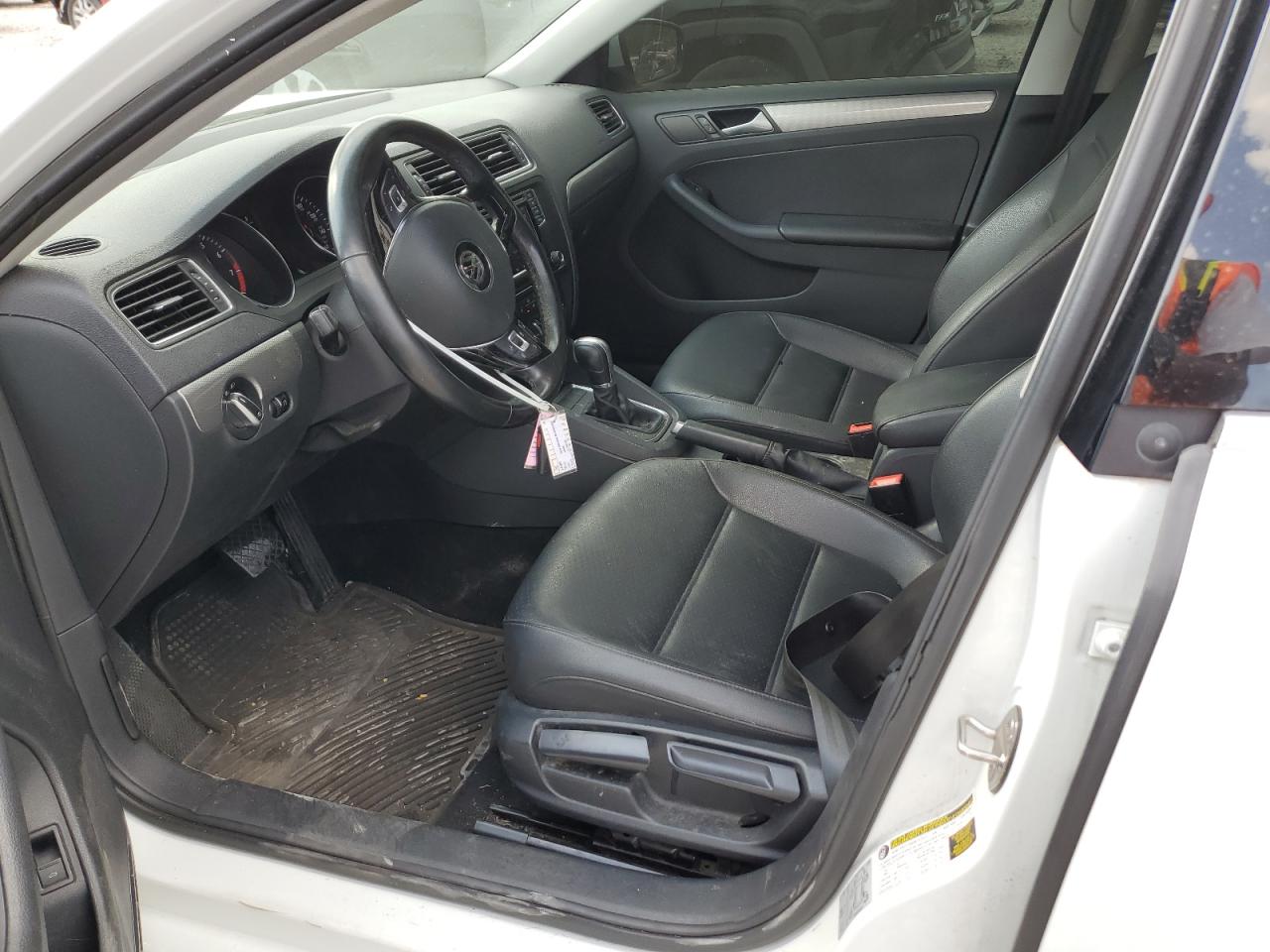 VOLKSWAGEN JETTA 2018 VIN 3VWDB7AJ1JM228211 фото 7