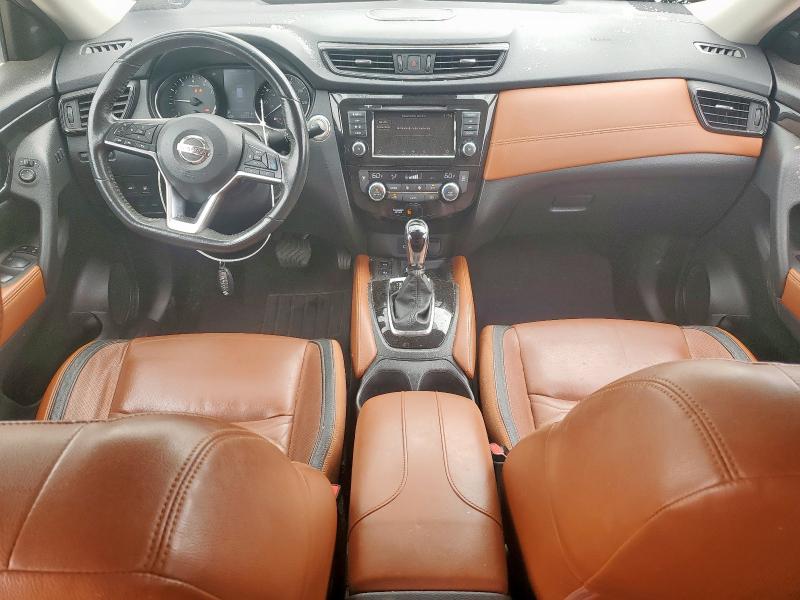  NISSAN ROGUE 2018 Черный