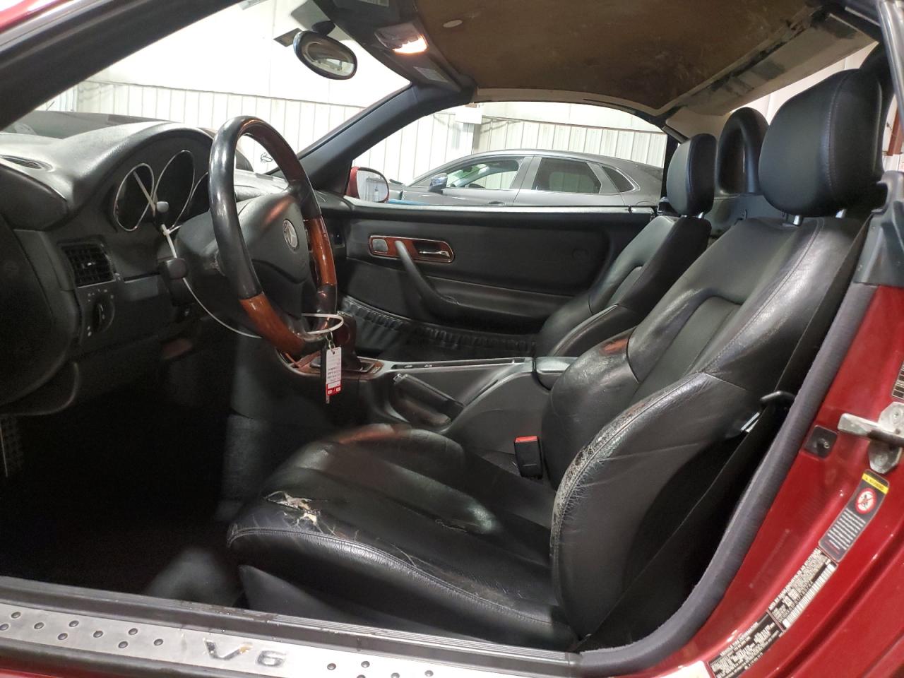 2001 Mercedes-Benz Slk 320 VIN: WDBKK65F51F185744 Lot: 60072615