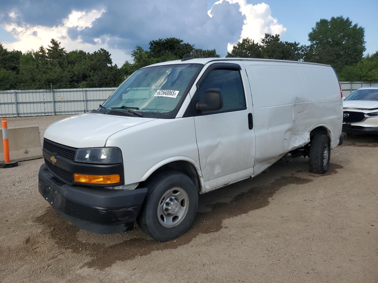 CHEVROLET EXPRESS 2018 VIN 1GCWGAFP3J1344739
