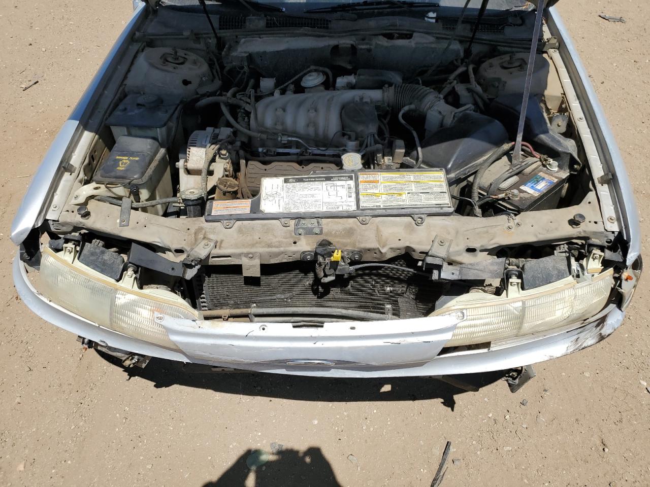 1995 Ford Taurus Gl VIN: 1FALP52U0SG152415 Lot: 62920765