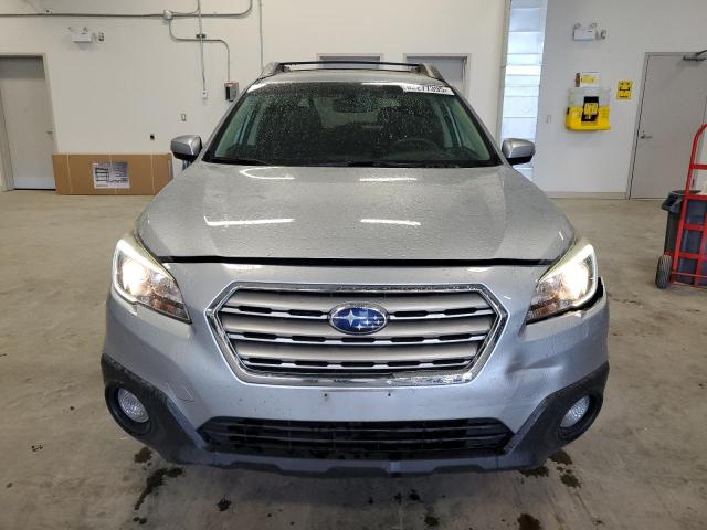  SUBARU OUTBACK 2017 Silver
