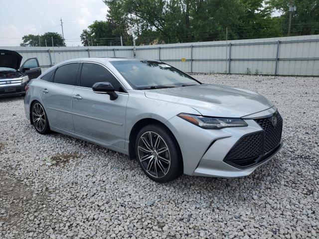  TOYOTA AVALON 2019 Серебристый