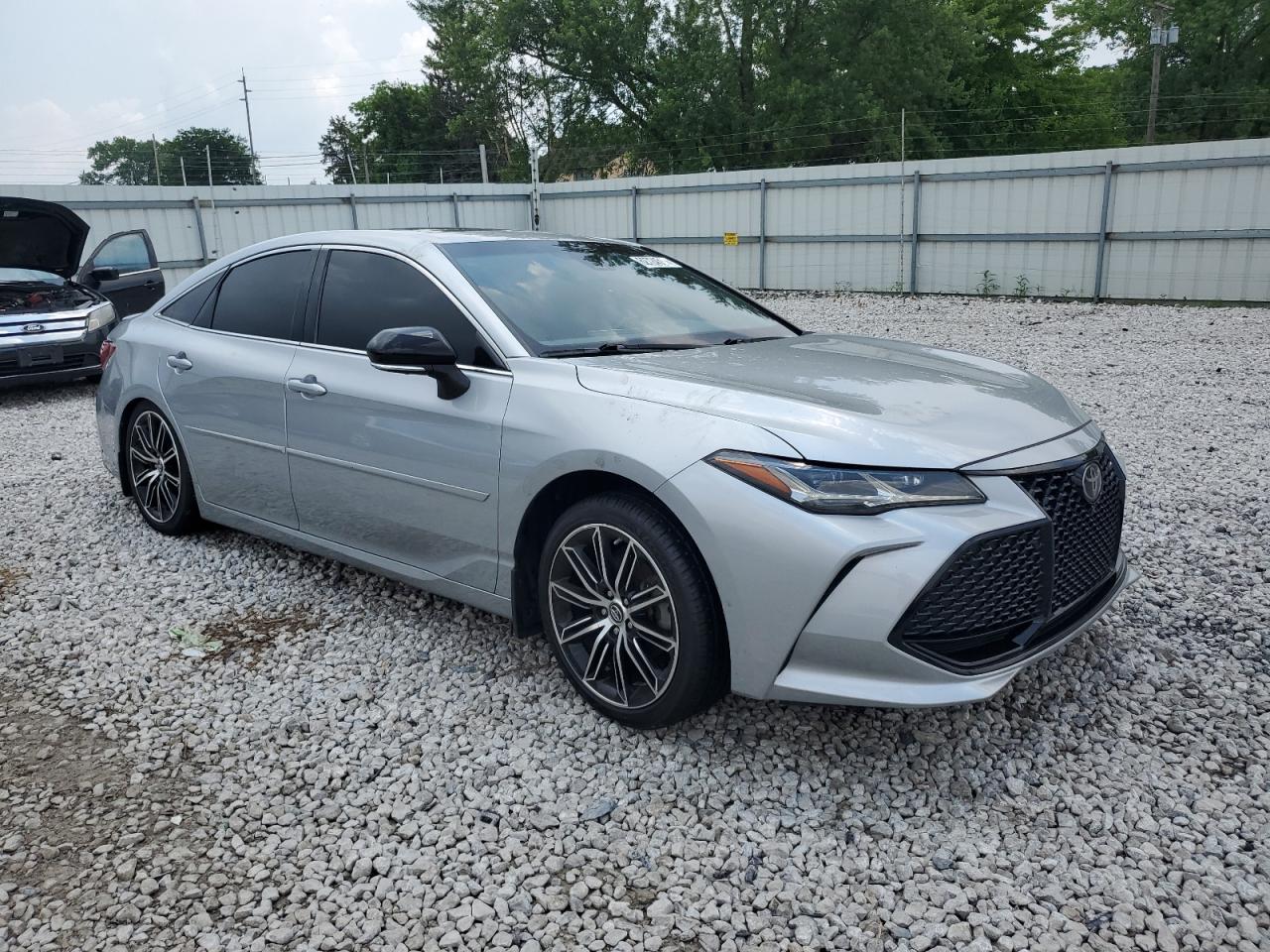 TOYOTA AVALON 2019 VIN 4T1BZ1FB4KU008669 фото 4