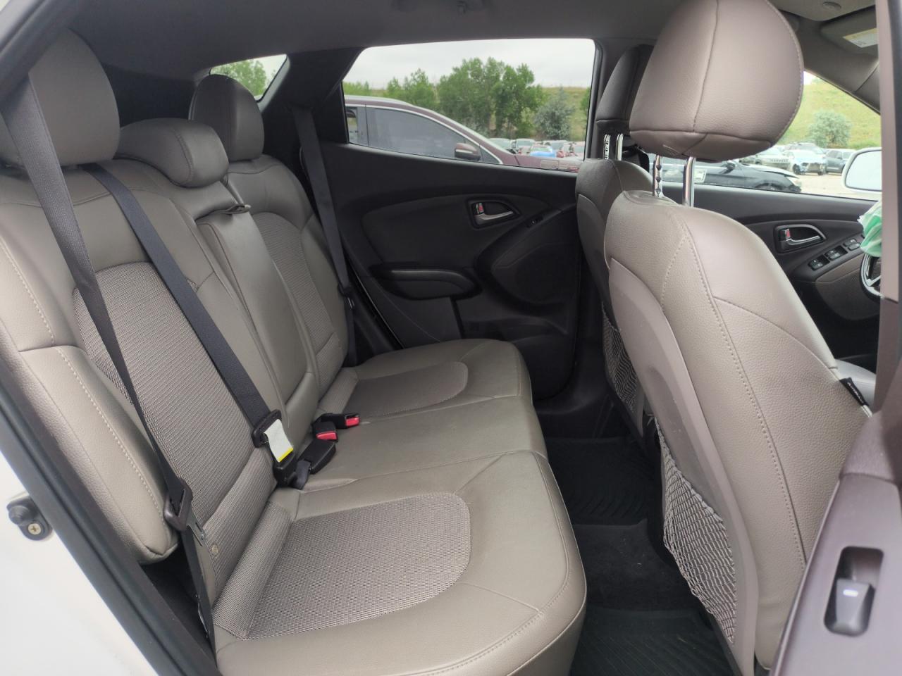 2015 Hyundai Tucson Limited VIN: KM8JUCAG9FU019858 Lot: 62763625