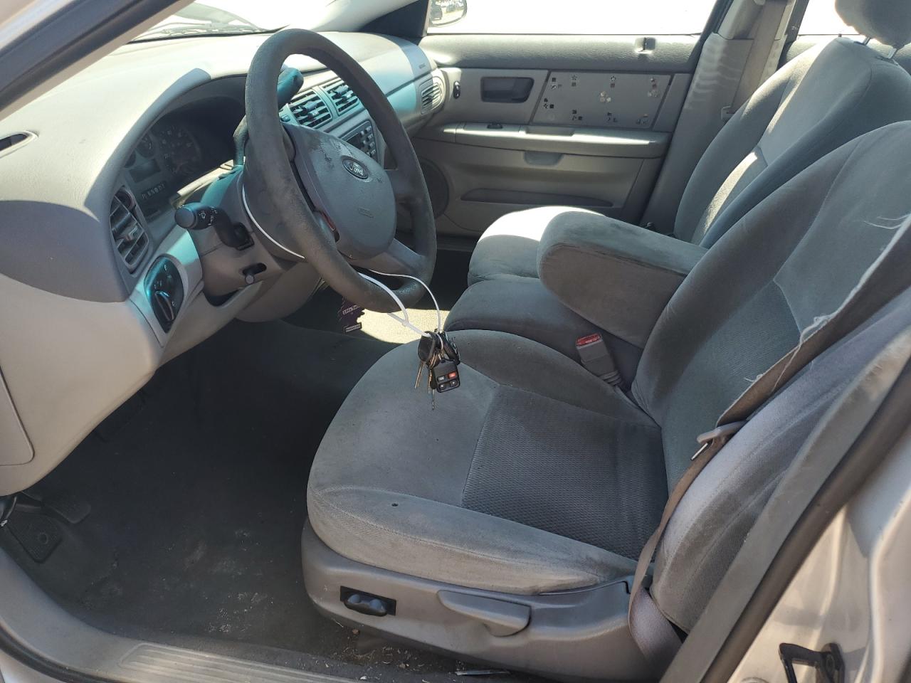 2006 Ford Taurus Se VIN: 1FAHP53266A136439 Lot: 61965815