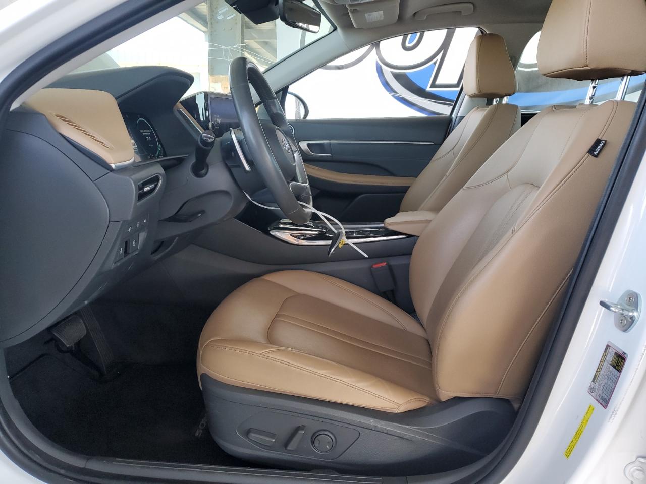 2022 Hyundai Sonata Hybrid VIN: KMHL54JJ2NA037898 Lot: 63232275