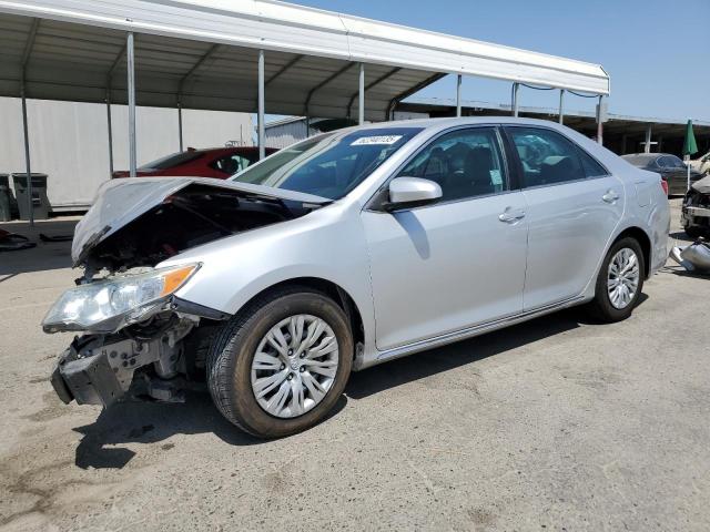  TOYOTA CAMRY 2014 Srebrny