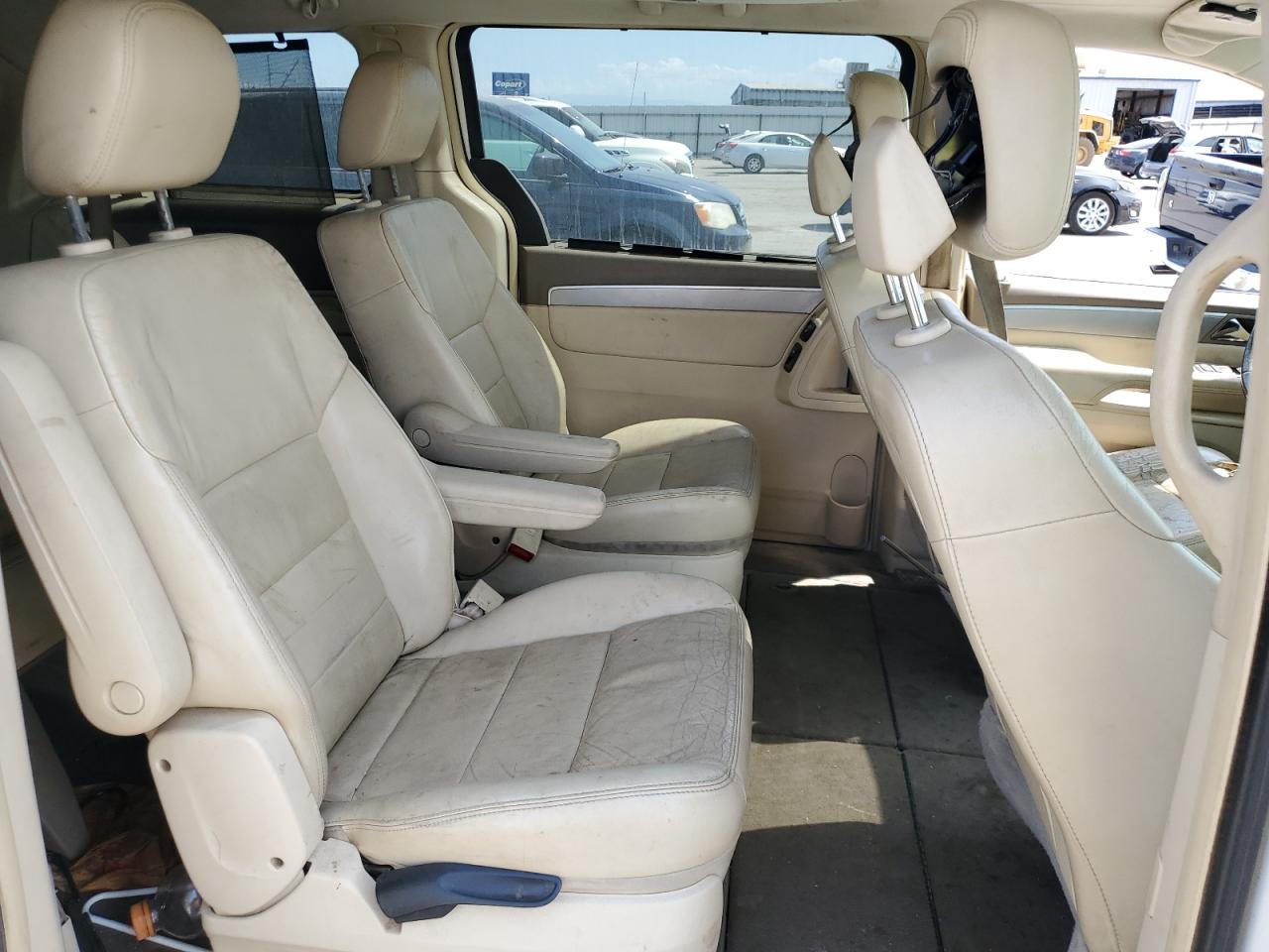2010 Volkswagen Routan Sel VIN: 2V4RW5DX8AR407006 Lot: 61575355